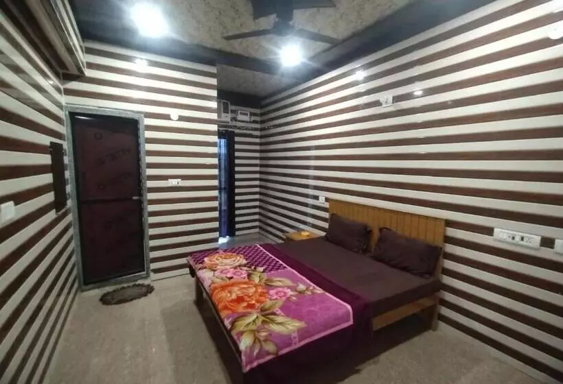 Hotelli Shri Raghuvar Dham
