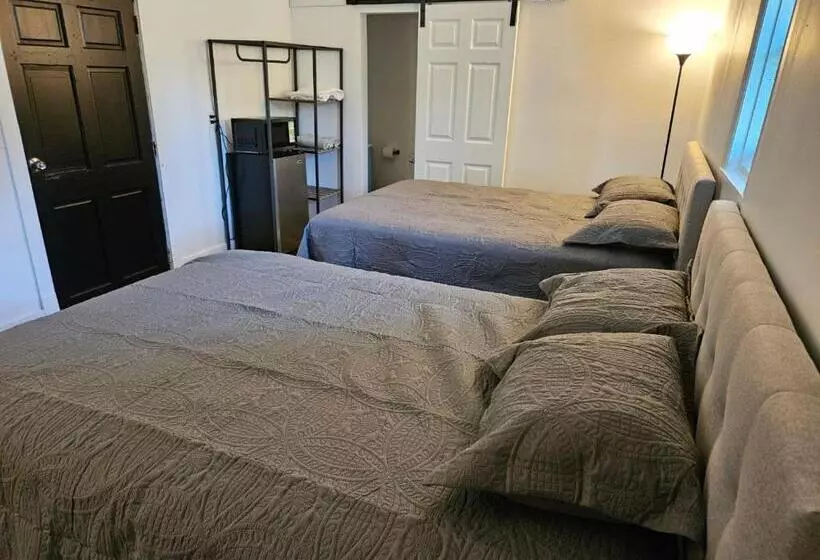 North Toga Motel