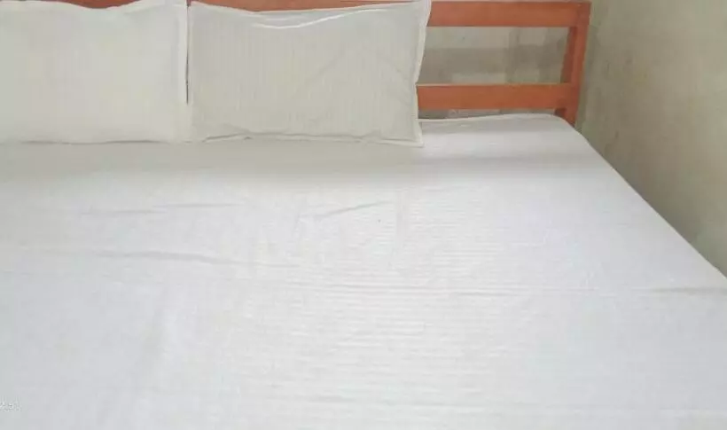 Majatalo Bajrangbali Paying Guest House