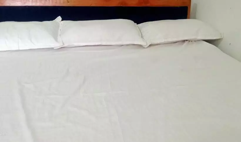 Majatalo Bajrangbali Paying Guest House