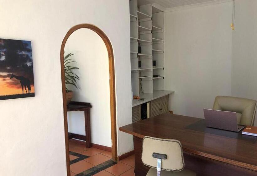 膳宿费 Esibayeni Guesthouse