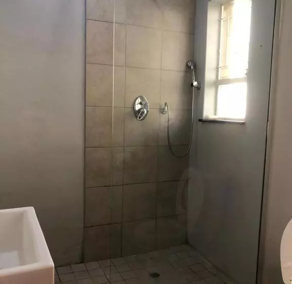 Majatalo Esibayeni Guesthouse