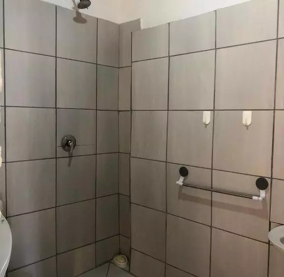 Majatalo Esibayeni Guesthouse