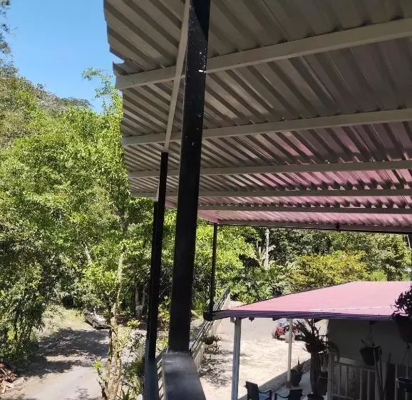 Majatalo Hostel No Glam Boutique