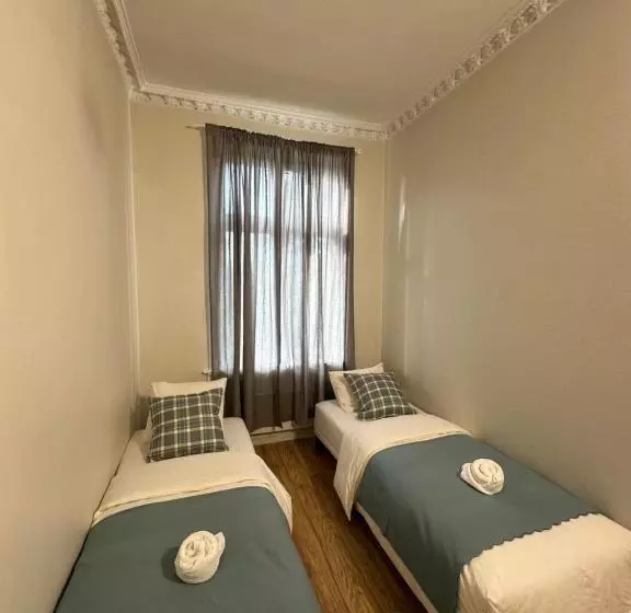 پانسیون Royal Imperial Suites