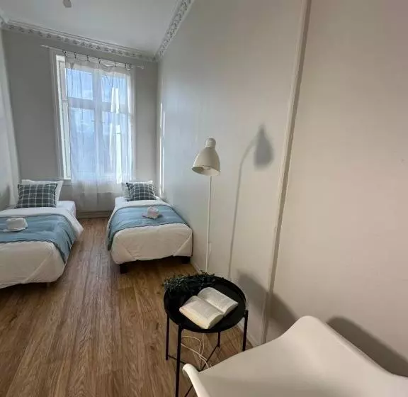 پانسیون Royal Imperial Suites