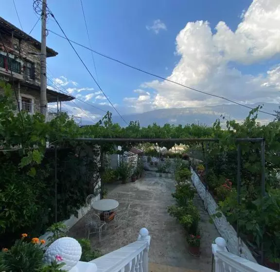 ペンション Stonetale Garden Guesthouse