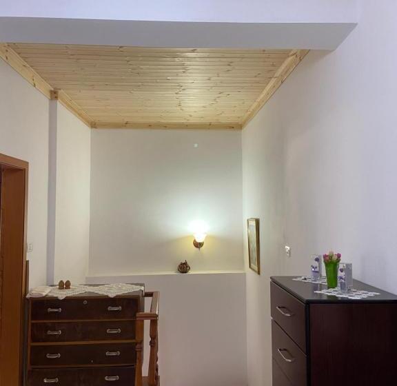 پانسیون Stonetale Garden Guesthouse