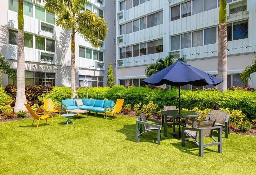 The Wayland Apartments By Barsala