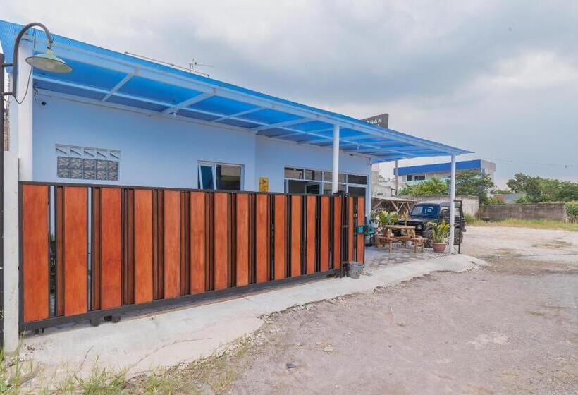 Urbanview Hotel 3m Syariah