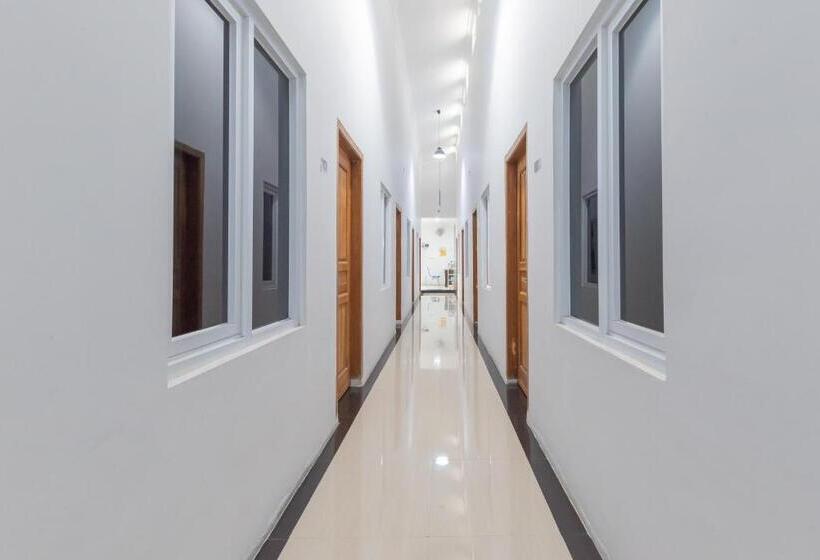 Urbanview Hotel 3m Syariah