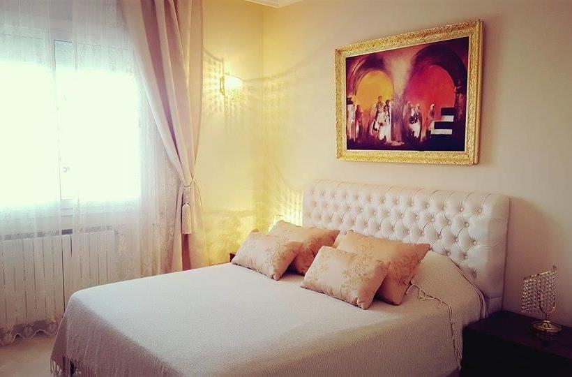 تختخواب و صبحانه Dar Khereddine