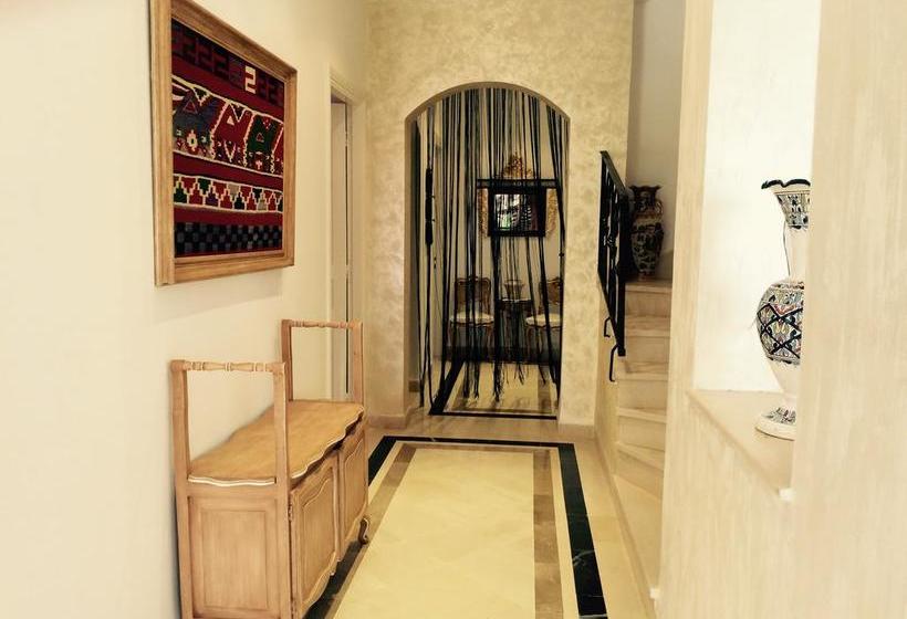 تختخواب و صبحانه Dar Khereddine