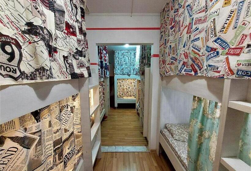 Hostel Amazing Ionika Centercity