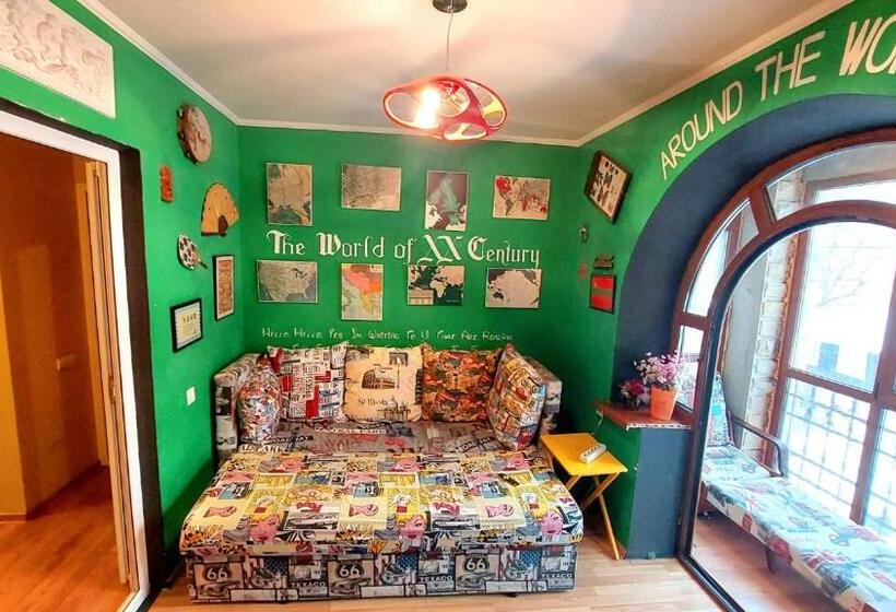 Hostel Amazing Ionika Centercity