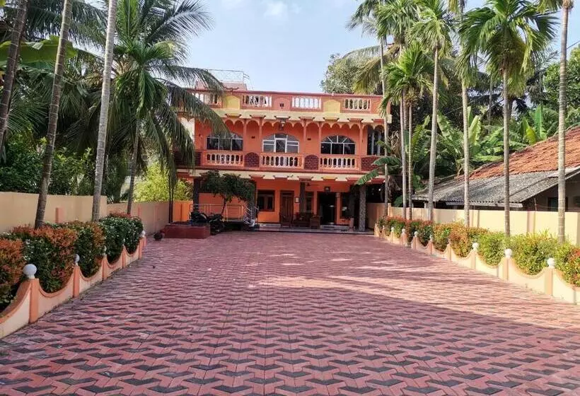 ホテル Nallur Holidays Inn