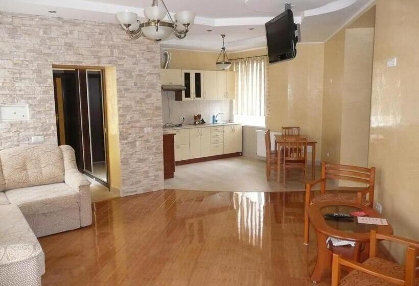 בית מלון כפרי Tsvit Paporoti