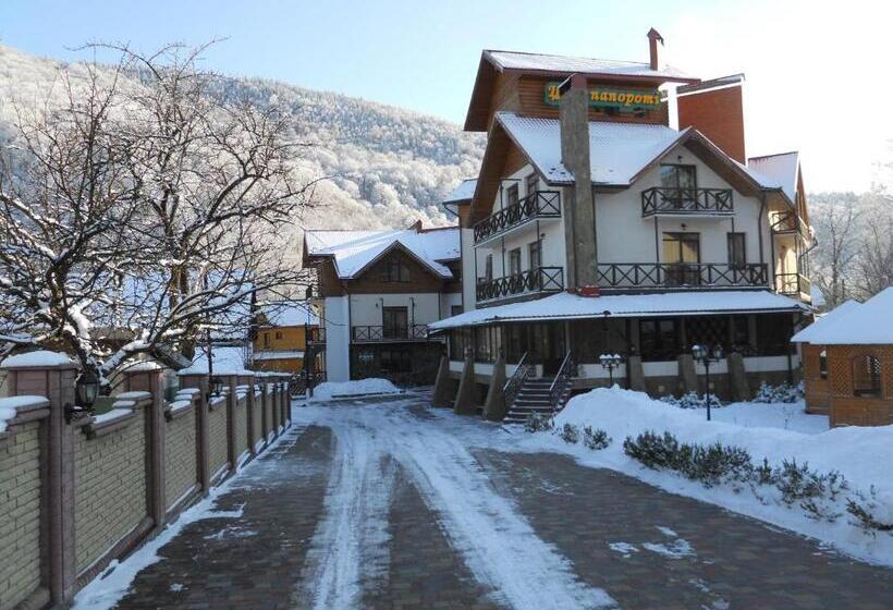 בית מלון כפרי Tsvit Paporoti