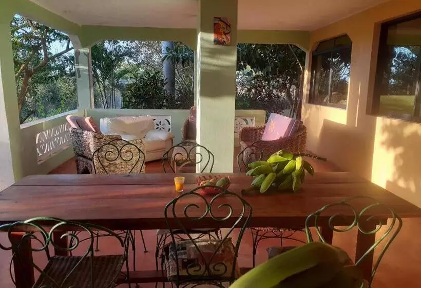 La Hacienda Hostel