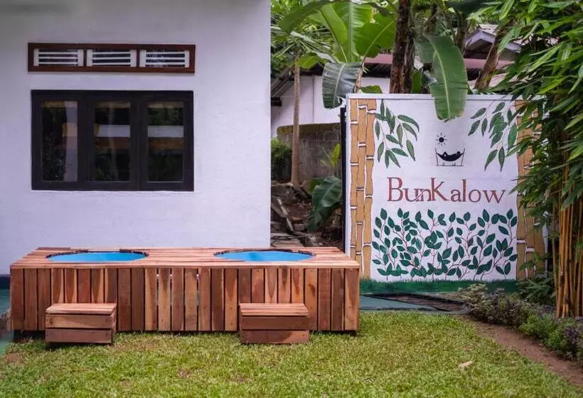 Retkeilymaja Bunkalow