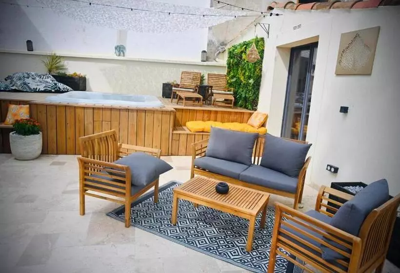 ベッドアンドブレックファースト Wine Spa Occitanie