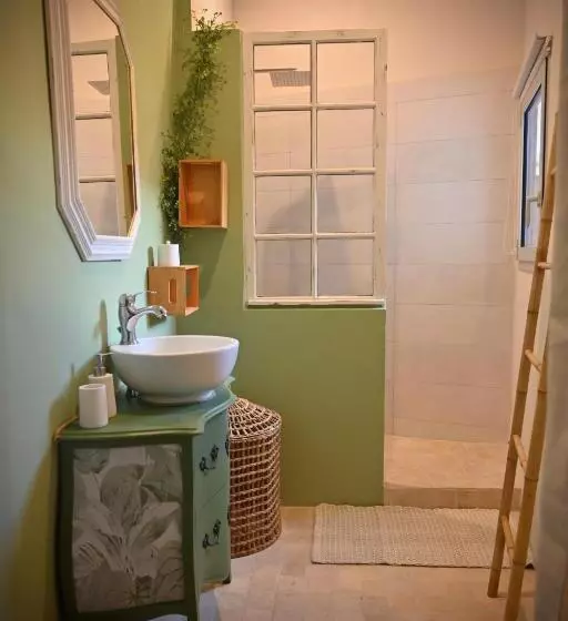 ベッドアンドブレックファースト Wine Spa Occitanie