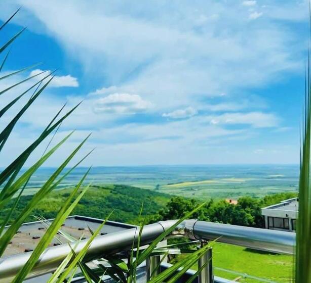 ホテル хотелски комплекс ямболен