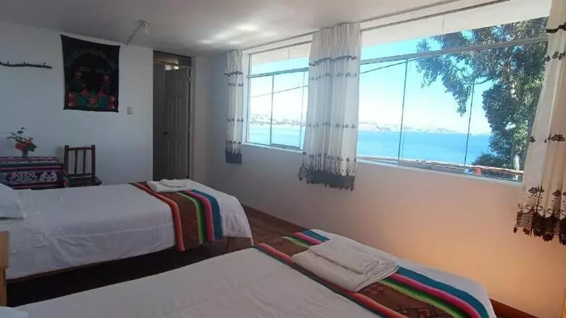 هتل Amantani Resorts