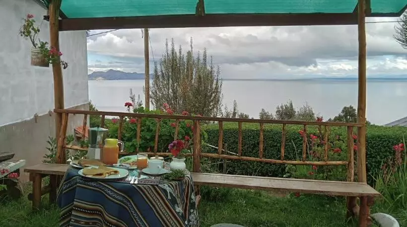 هتل Amantani Resorts