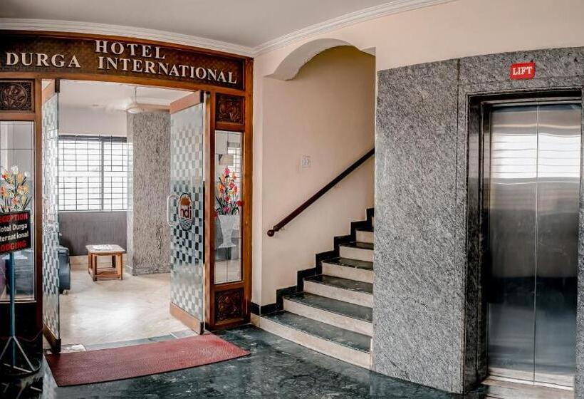 ホテル Durga International