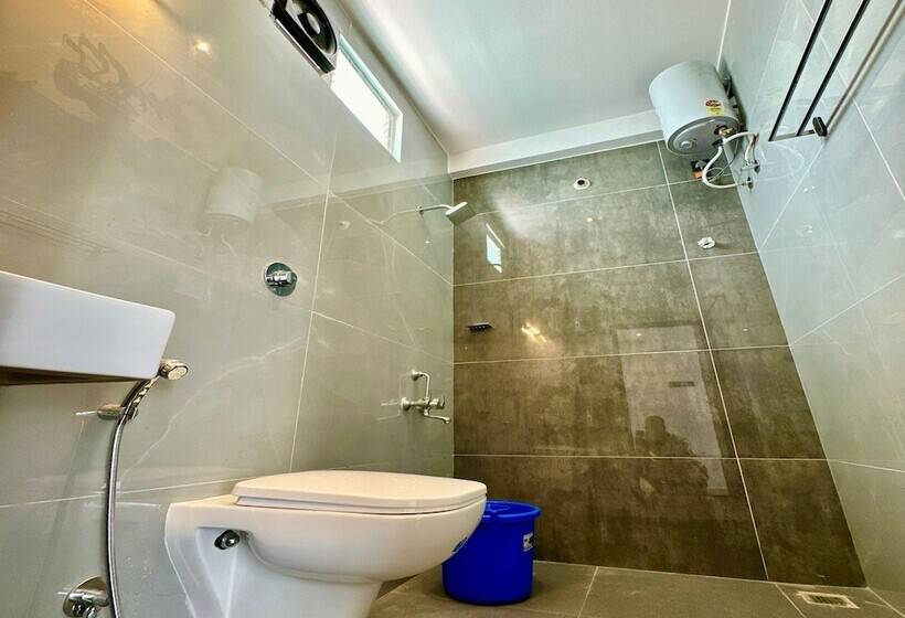 בית מלון כפרי Lavish Homestay