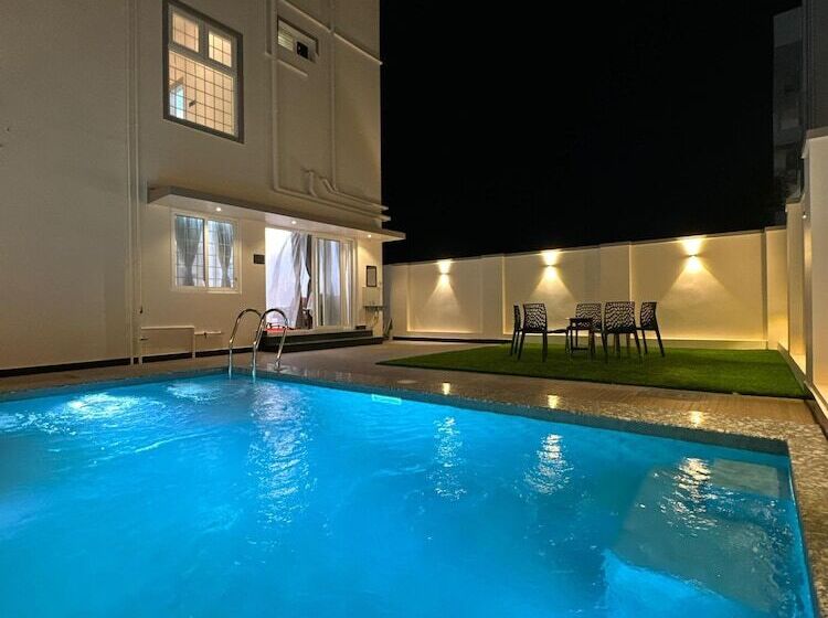 בית מלון כפרי Lavish Homestay