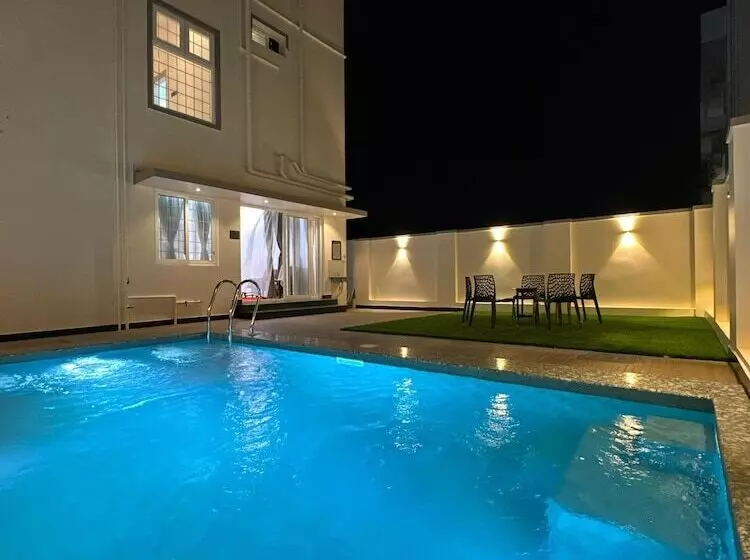 Hotelli Lavish Homestay