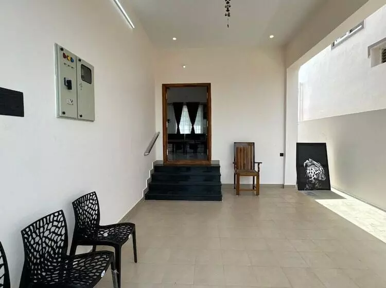 Hotelli Lavish Homestay