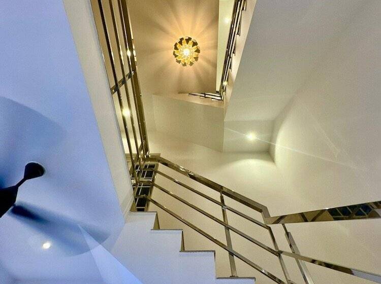 בית מלון כפרי Lavish Homestay