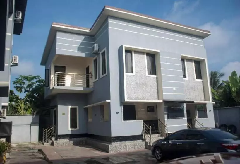 هتل Kay Luxury Suites