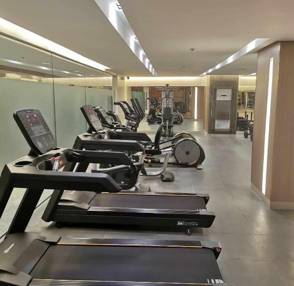 Hotell Mall Of Asia Pasay Shore 3 Residence