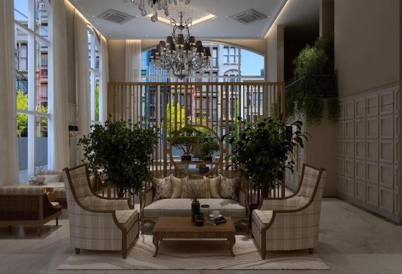 Hotel Mumbai House Mindspace Malad