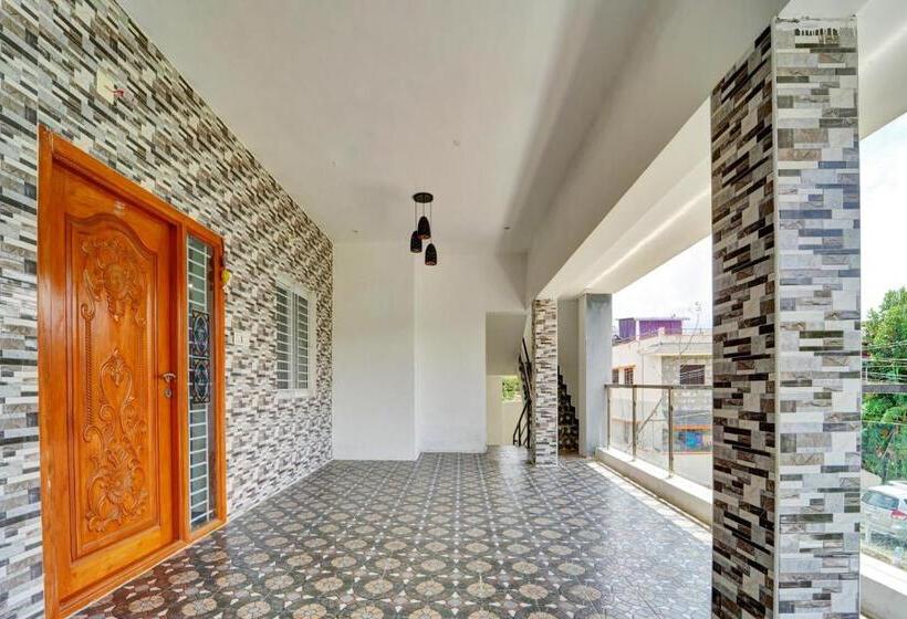 Hotel Oyo Dsr Avenues