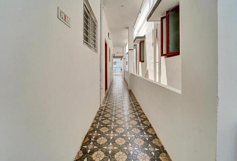 Hotel Oyo Dsr Avenues