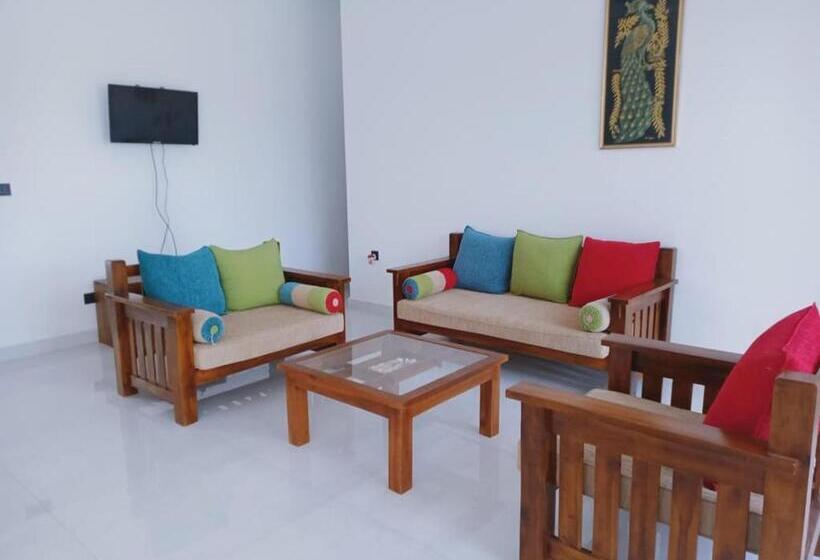 Hotel Paddy Bungalow