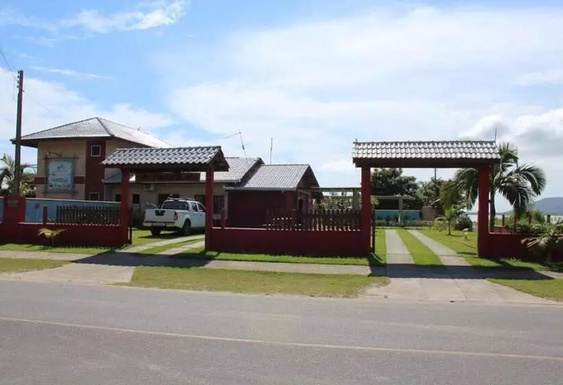 Hotelli Pousada 4 Estações Itapoa