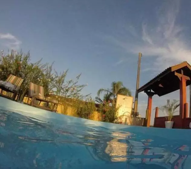 Hotelli Pousada 4 Estações Itapoa