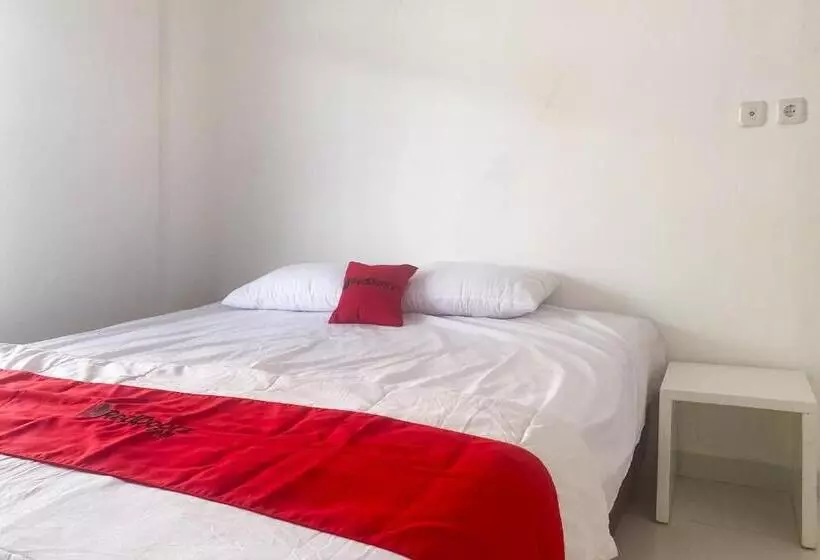 Hotelli Reddoorz Near Lampung City Mall