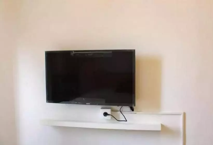 Hotelli Reddoorz Near Lampung City Mall