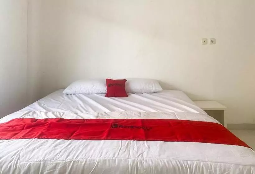 Hotelli Reddoorz Near Lampung City Mall