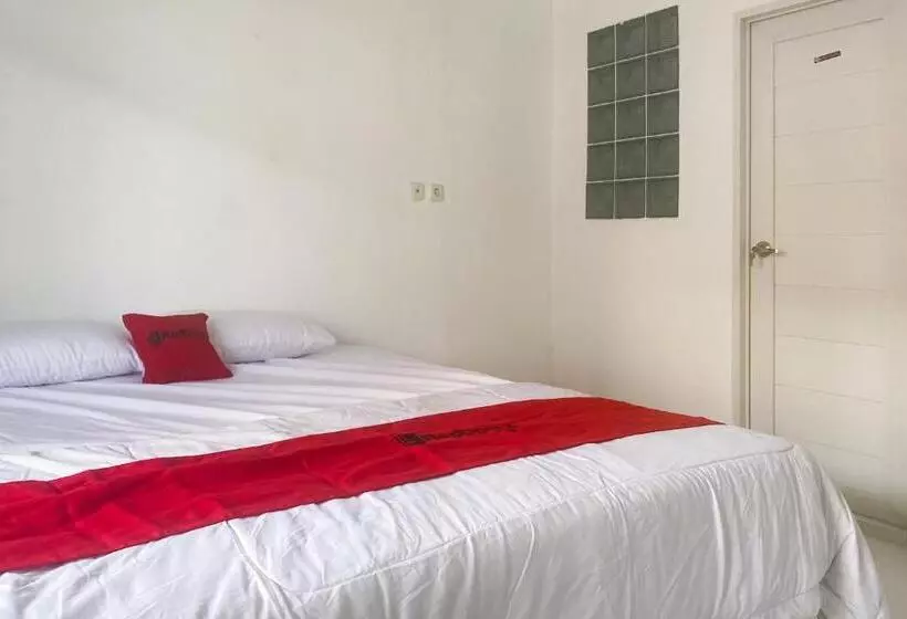 Hotelli Reddoorz Near Lampung City Mall