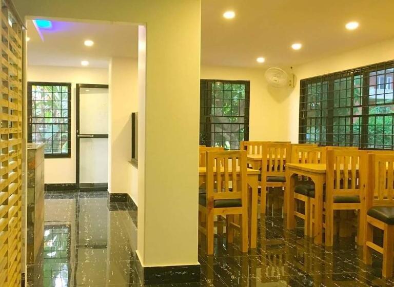 هتل Suite Inn Lodge