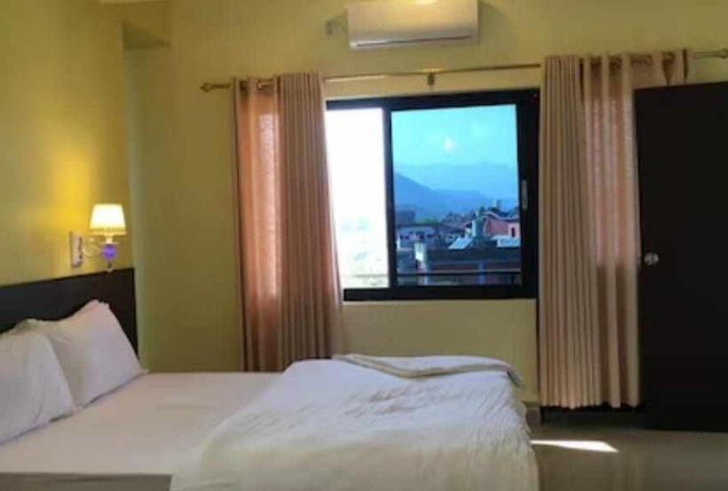 هتل Suite Inn Lodge