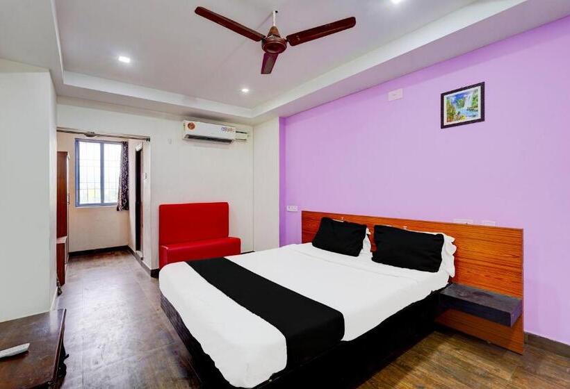 Hotel Collection O Ambur